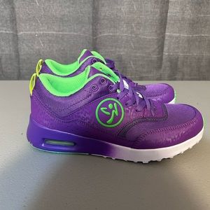 Zumba purple air tennis shoes